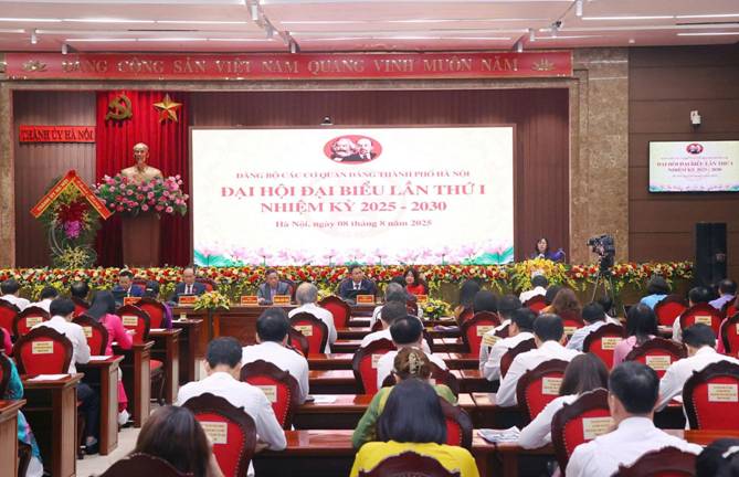 Đảng bộ các cơ quan Đảng thành phố Hà Nội: Gương mẫu, tiên phong với hai khâu đột phá chiến lược