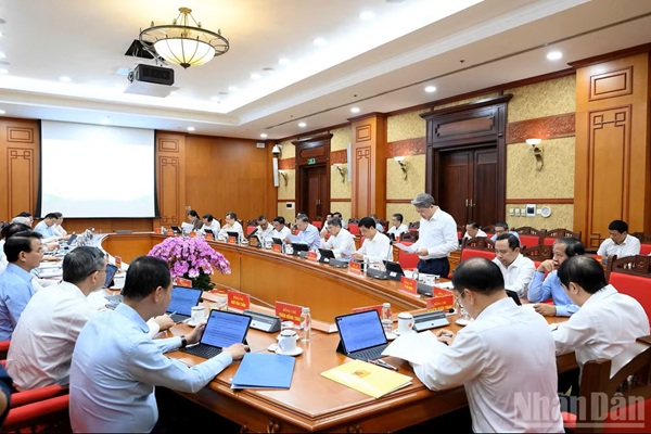 Chuyển trọng tâm thực hiện Nghị quyết số 57-NQ/TW sang tổ chức thực hiện và kiến tạo kết quả