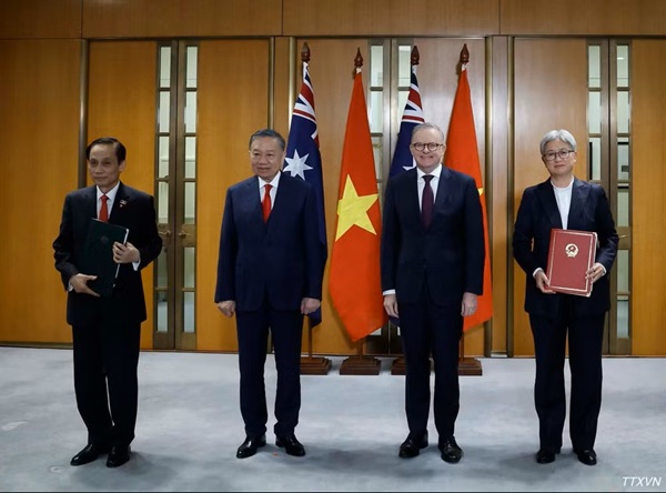Tổng Bí thư, Chủ tịch nước Tô Lâm chứng kiến trao văn kiện hợp tác Việt Nam-Australia