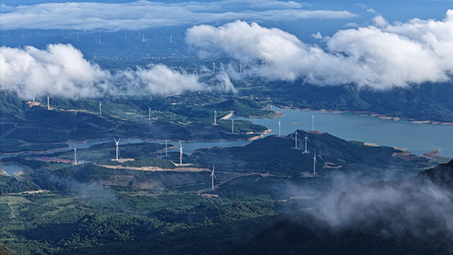 Quảng Trị điều chỉnh quy hoạch, hình thành 3 hành lang kinh tế, 7 cực tăng trưởng