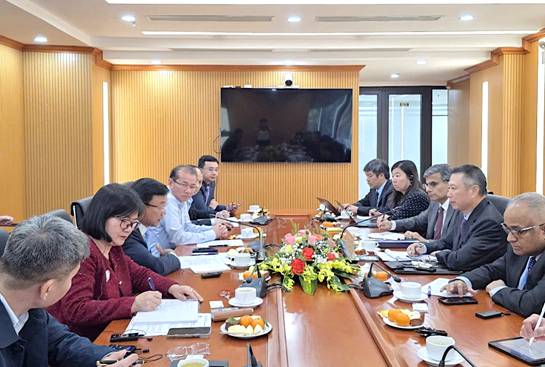 ADB mong muốn hỗ trợ vốn cho phát triển hạ tầng xây dựng, giao thông tại Việt Nam