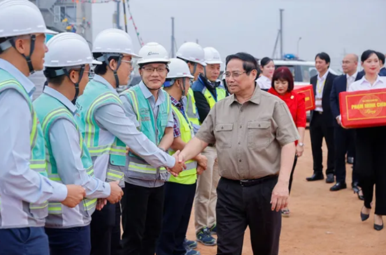Phát triển kinh tế hàng không, khu thương mại tự do thế hệ mới tại sân bay Gia Bình