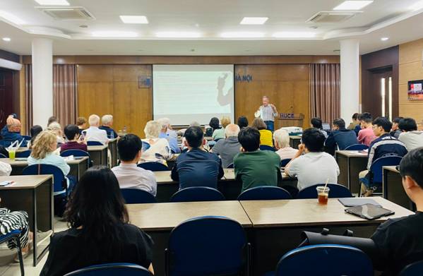 Chuyên gia Hà Lan chia sẻ giải pháp đô thị thích ứng biến đổi khí hậu