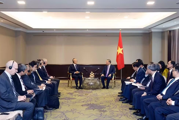 ADB sẽ hỗ trợ khoảng 6 tỷ USD cho mục tiêu tăng trưởng của Việt Nam