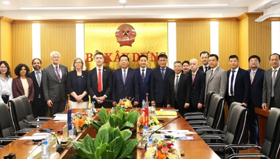 Thúc đẩy hợp tác Việt Nam-EU trong phát triển hạ tầng xanh, giao thông bền vững