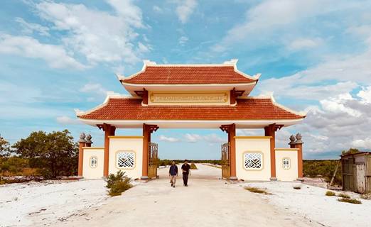 GIẢI PHÓNG MẶT BẰNG DỰ ÁN ĐƯỜNG SẮT TỐC ĐỘ CAO BẮC - NAM: TP. Huế hình thành hệ thống nghĩa trang xanh
