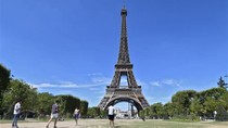 Pháp hủy các dự án xây dựng gần chân tháp Eiffel