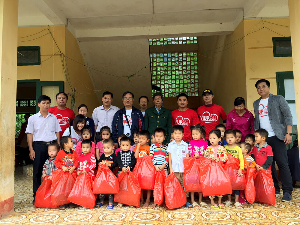 Chương trình thiện nguyện tặng quà cho học sinh trường PT dân tộc bán trú tiểu học Sảng Mộc, Thái Nguyên