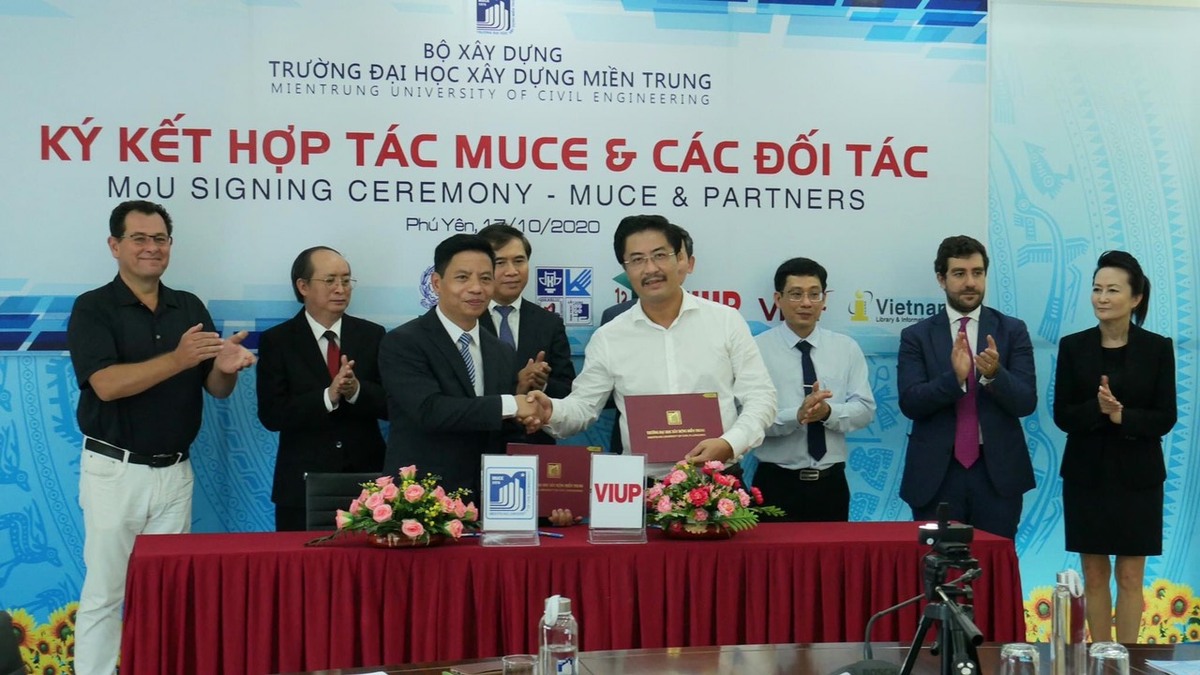 VIUP ký kết hợp tác với MUCE