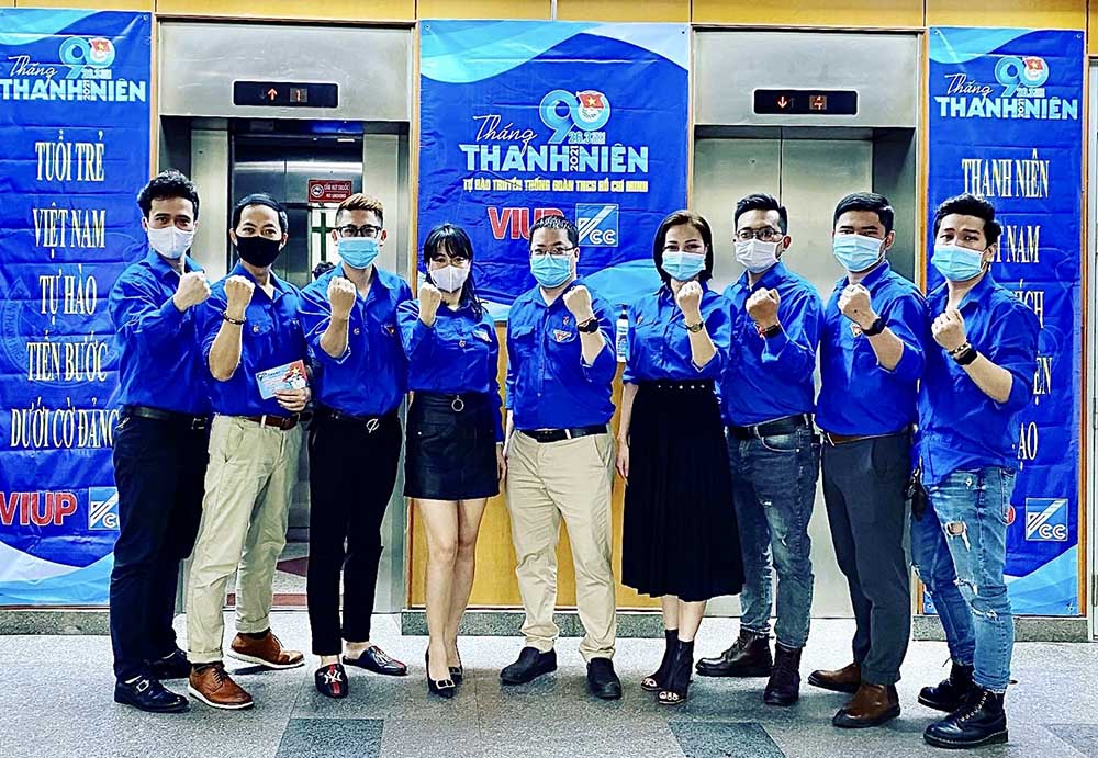 Đoàn thanh niên VIUP + VCC kết hợp phát động tháng thanh niên và tuyên truyền cổ động phòng chống dịch Covid - 19