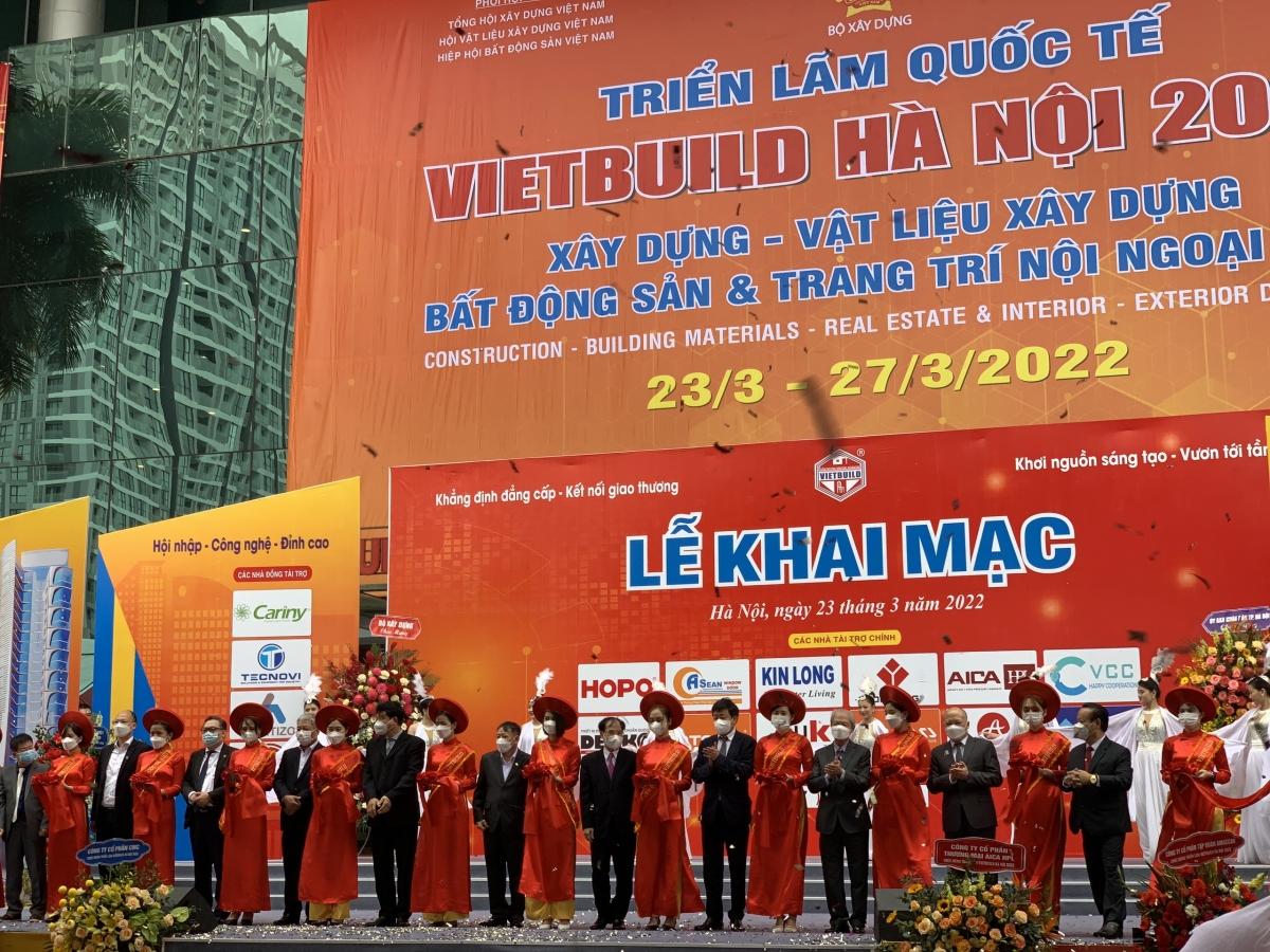 Lãnh đạo VIUP tham dự lễ khai mạc Triển lãm Quốc tế Vietbuild Hà Nội 2022