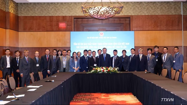 Tổng Bí thư, Chủ tịch nước Tô Lâm gặp Mạng lưới Chuyên gia và nhà khoa học Việt Nam tại Canada