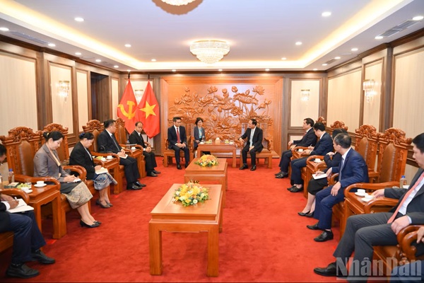 Tăng cường phối hợp, trao đổi kinh nghiệm thực hiện công tác chính trị, tư tưởng trong bối cảnh mới