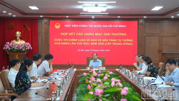 Ghi nhận những tác phẩm chính luận có tính phát hiện cao
