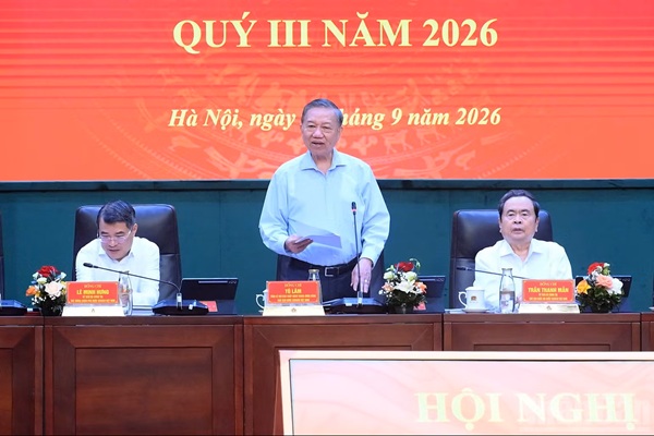 Công an nhân dân tiếp tục gương mẫu thực hiện các chủ trương, nghị quyết của Đảng