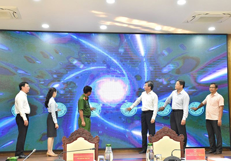 Kiên Giang vận hành hệ thống thông tin giải quyết thủ tục hành chính và kết nối cơ sở dữ liệu Quốc gia về dân cư