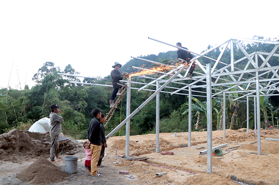 Tủa Chùa hoàn thành hơn 200 nhà đại đoàn kết