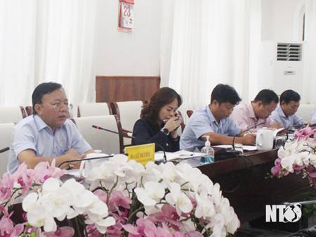 UBND tỉnh họp thẩm định quy hoạch sử dụng đất thời kỳ 2021-2030 và kế hoạch sử dụng đất cấp huyện, thành phố