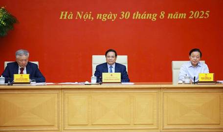 Khẩn trương hoàn thiện bộ tiêu chuẩn, quy chuẩn về đường sắt tốc độ cao