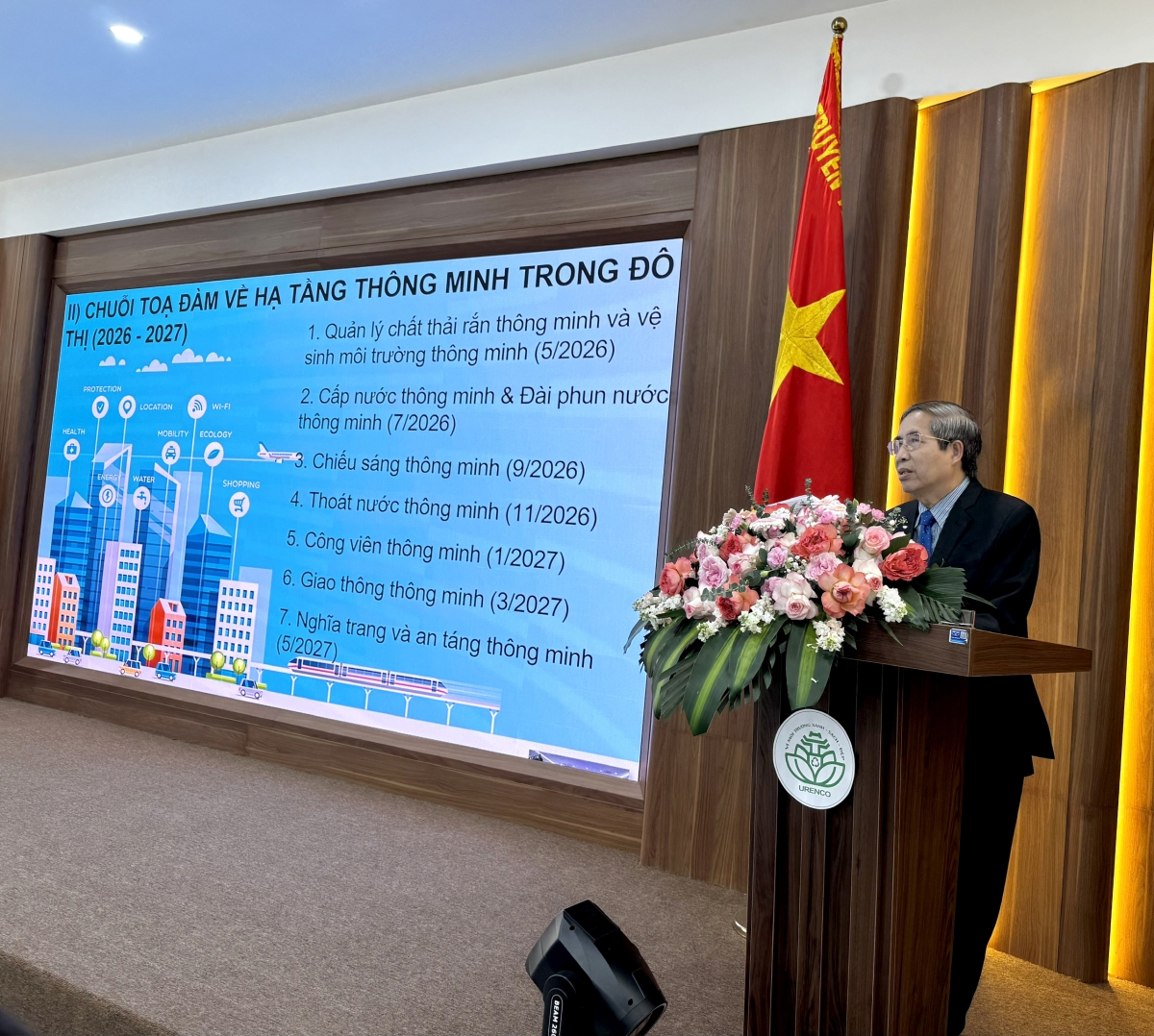 QUẢN LÝ CHẤT THẢI RẮN VÀ VỆ SINH MÔI TRƯỜNG TRONG ĐÔ THỊ XANH, THÔNG MINH